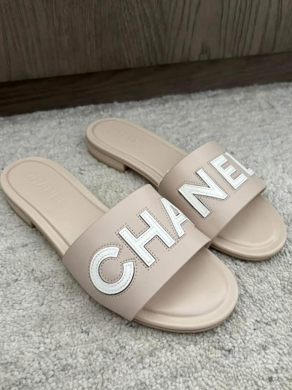CHANEL 23P Beige and White Leather Logo Sandals - size 39 *RARE*